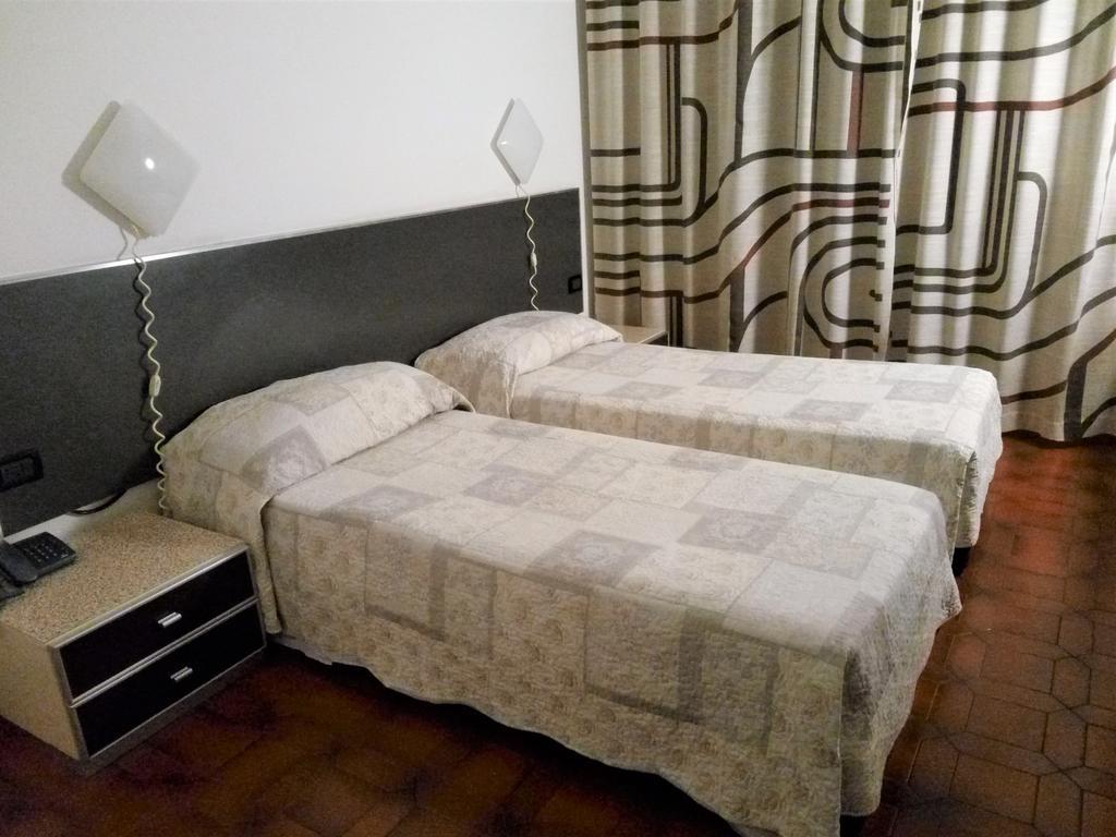 Hotel Giada Turín Habitación foto